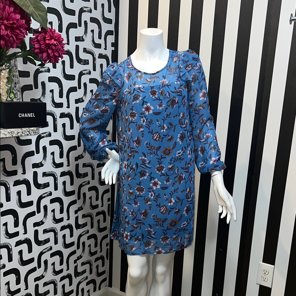 Time and Tru Blue Floral Long Sleeve Dress